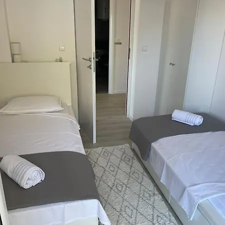 Sundeck Apartman *