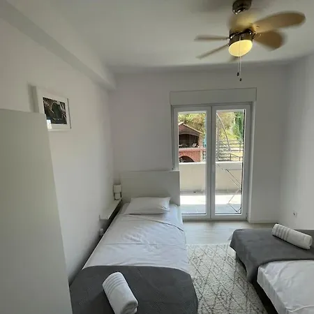 Apartman Sundeck