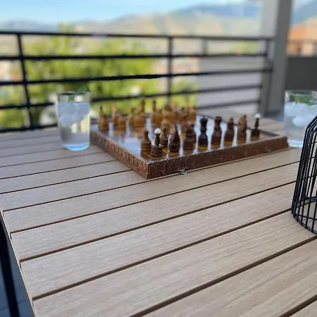 Sundeck Podstrana