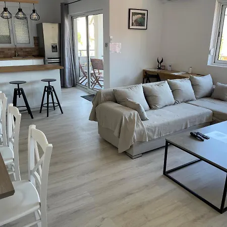 Sundeck Apartman *