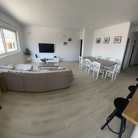 Apartman Sundeck